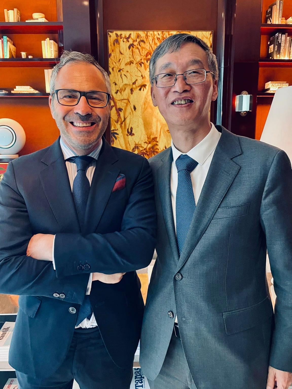 1747722606654037KC5M.jpg 1747722606654037KC5M.jpg